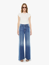 Mother Denim The Tux Sidestepper Sneak Fray