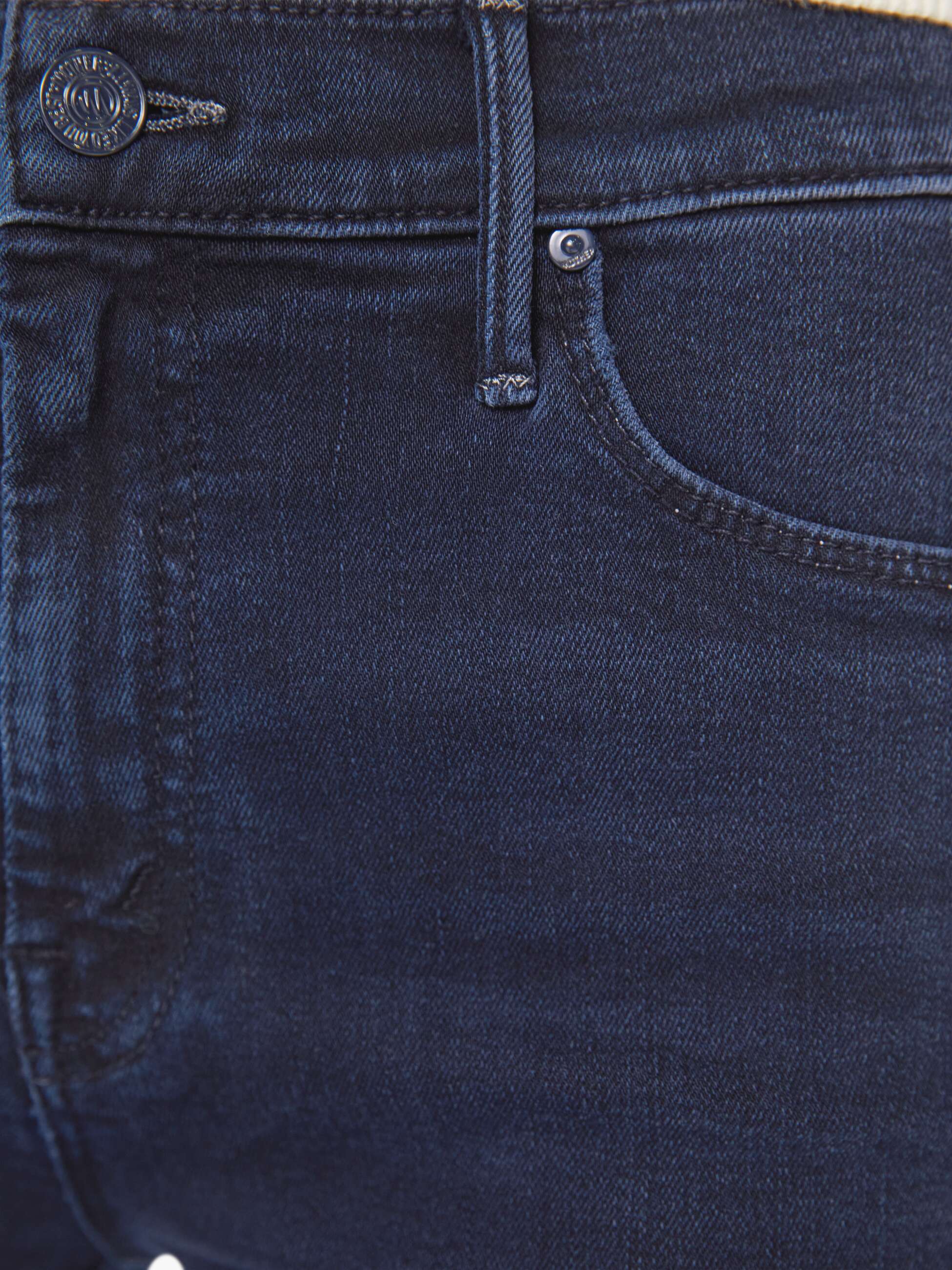 Mother Denim The Weekender Fray
