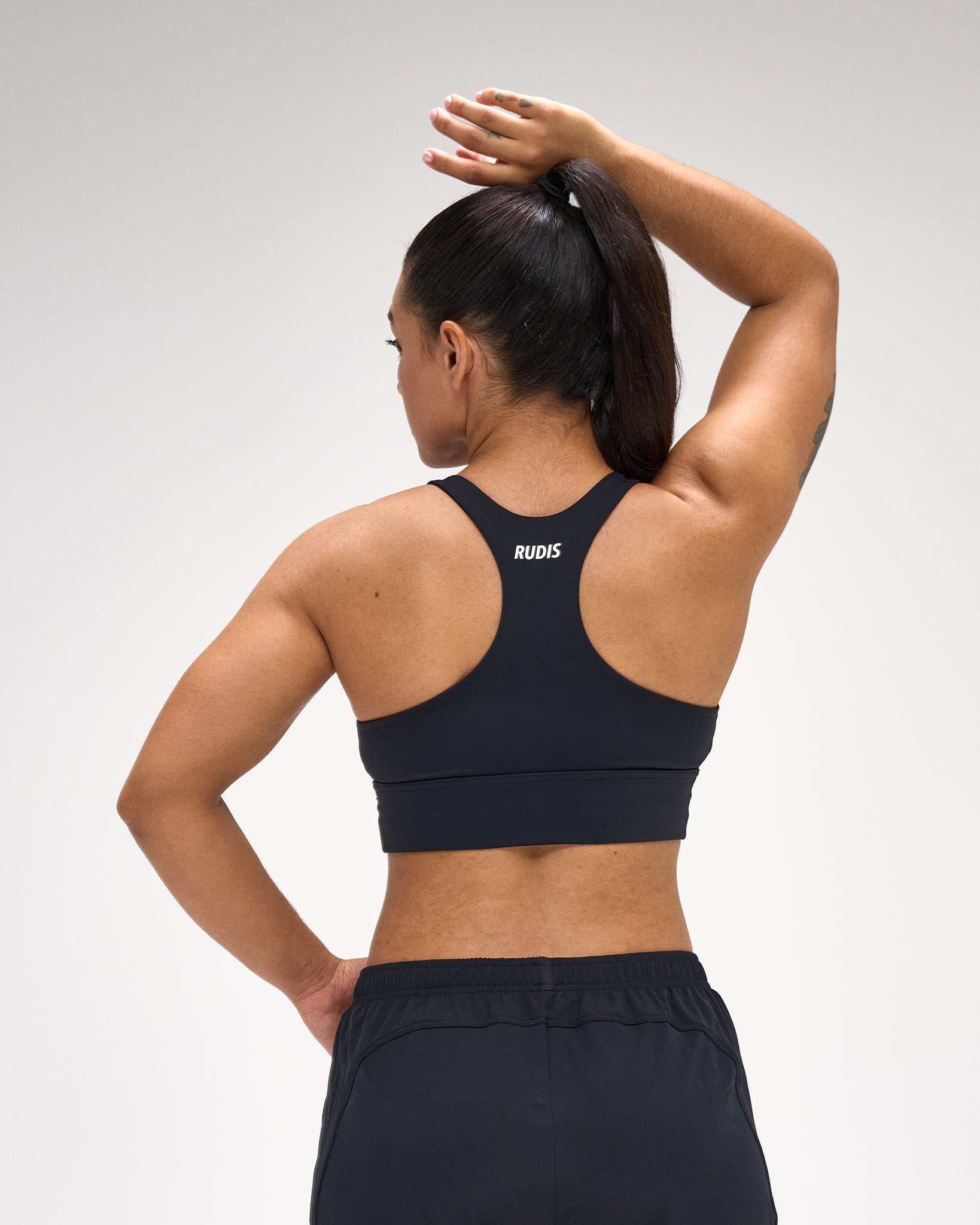 RUDIS Women's Scoop Neck Padded Sports Bra