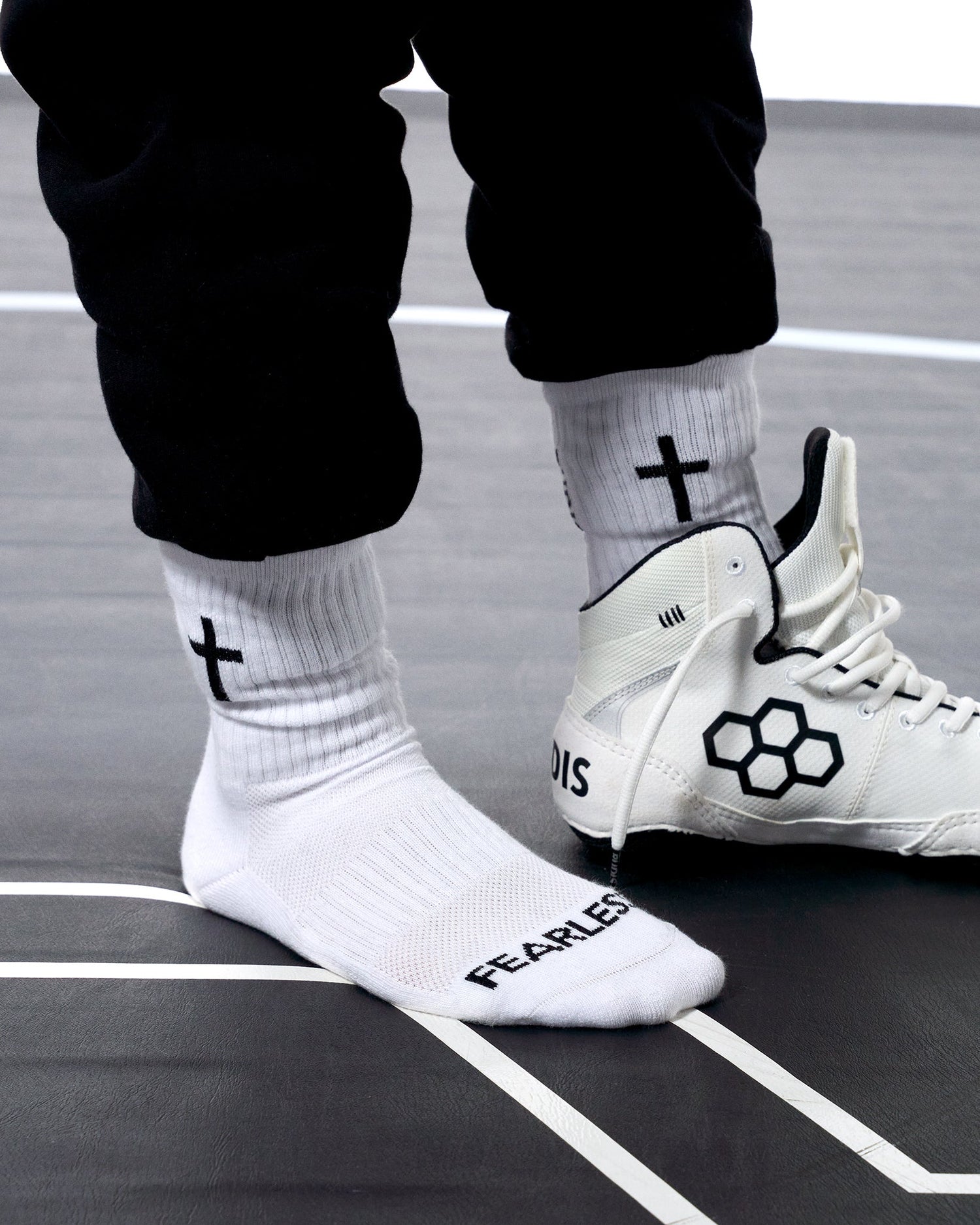 RUDIS RUDIS Fearless Faith Cushion Crew Socks (2 Pack)