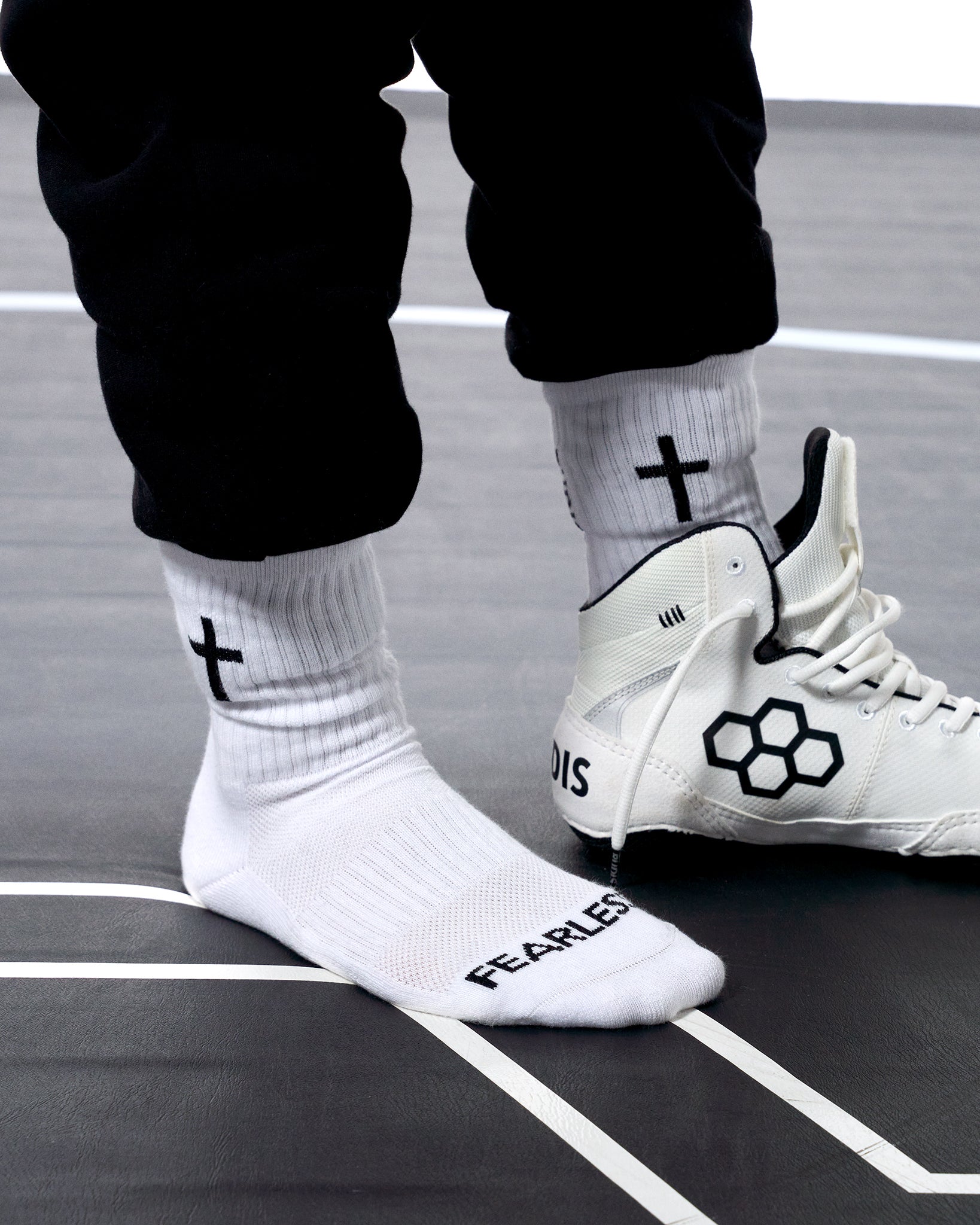 RUDIS RUDIS Fearless Faith Cushion Crew Socks (2 Pack)