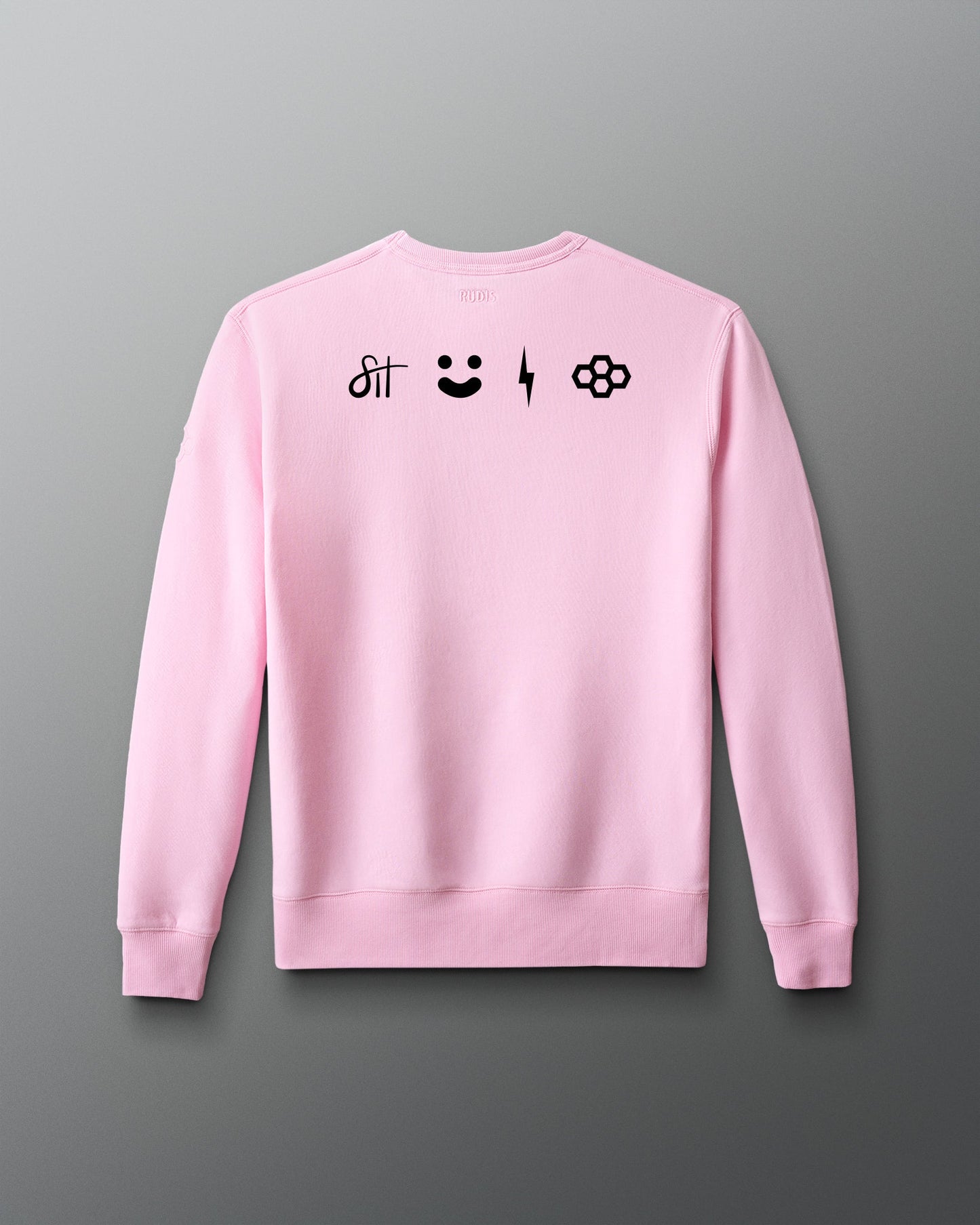 RUDIS Sarah Hildebrandt Crew – Classic. Confident.
