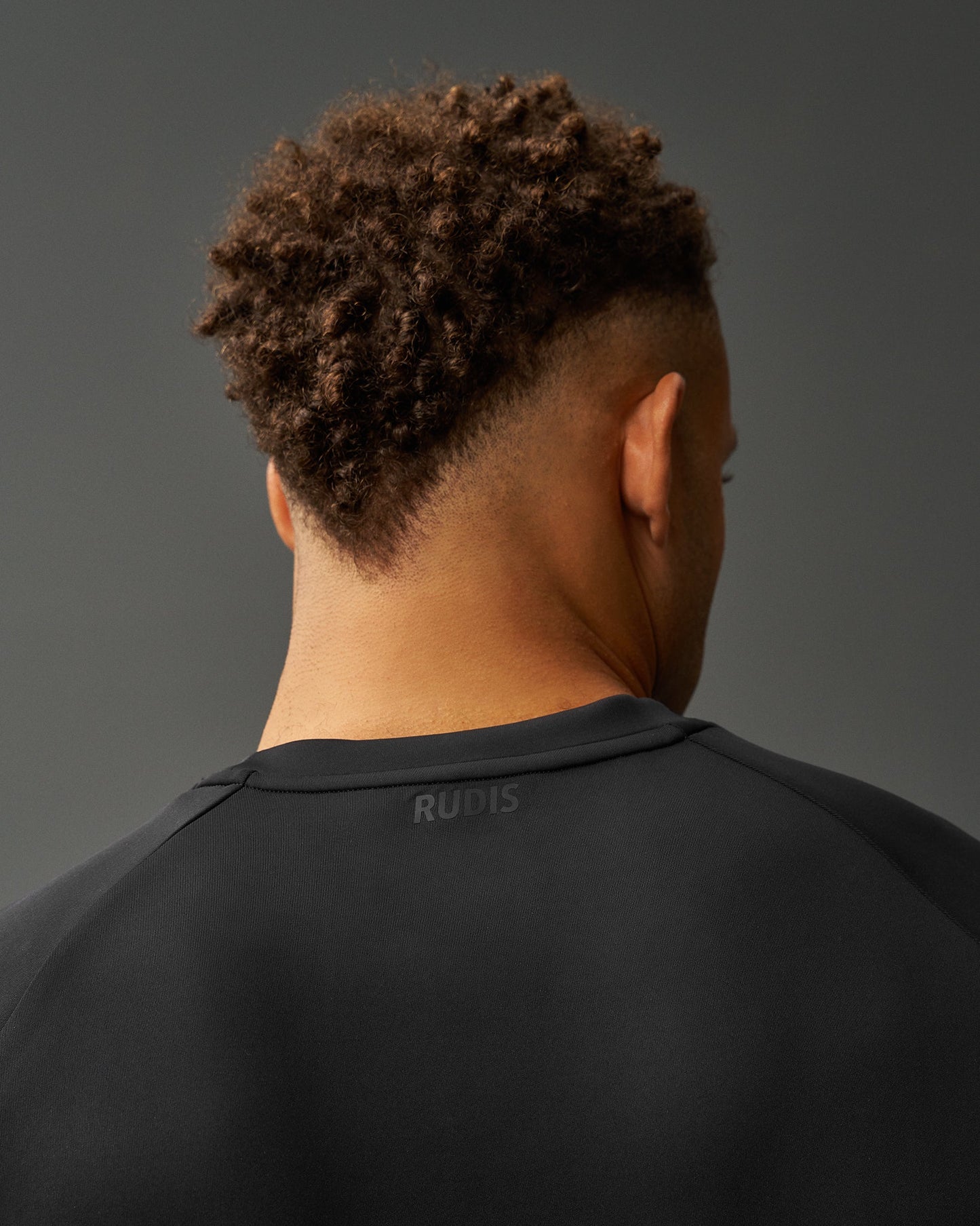 RUDIS RUDIS COOL-FEEL Crewneck - Black - Conquer Comfort with Style