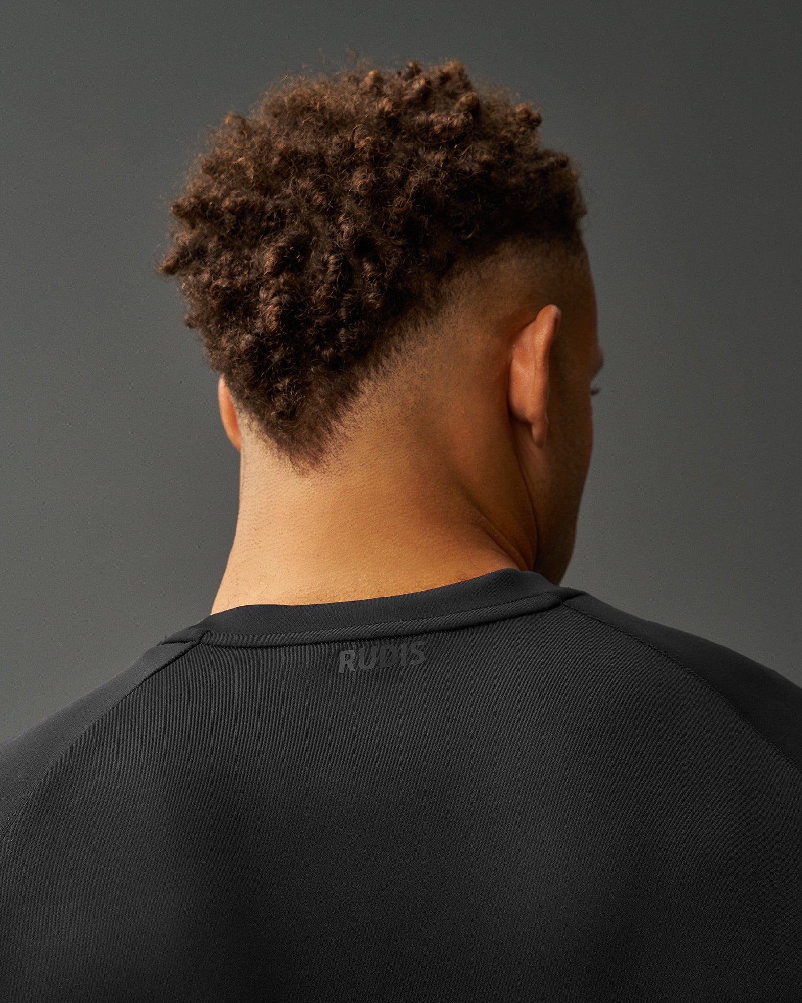 RUDIS RUDIS COOL-FEEL Crewneck - Black - Conquer Comfort with Style