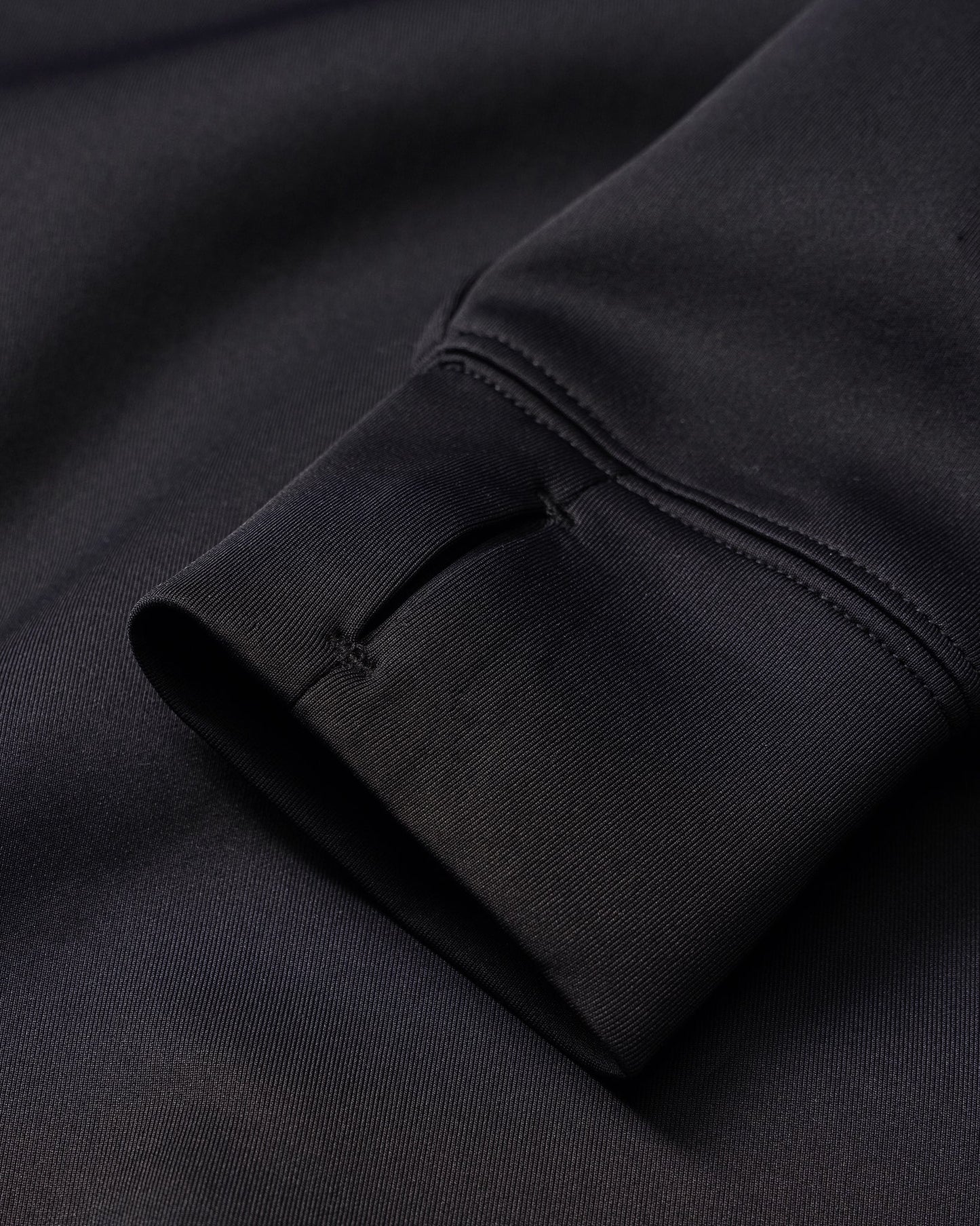 RUDIS RUDIS COOL-FEEL Women's Crop Hoodie - Dominate Your Post-Workout Look