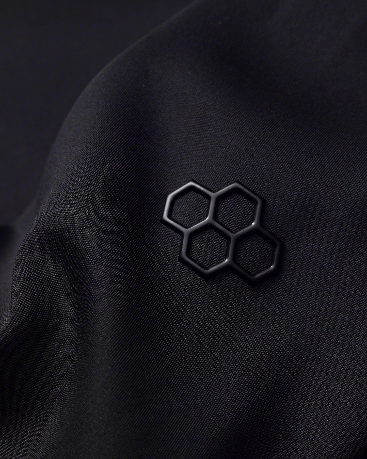 RUDIS RUDIS COOL-FEEL Women's Crop Hoodie - Redefine Post-Workout Style
