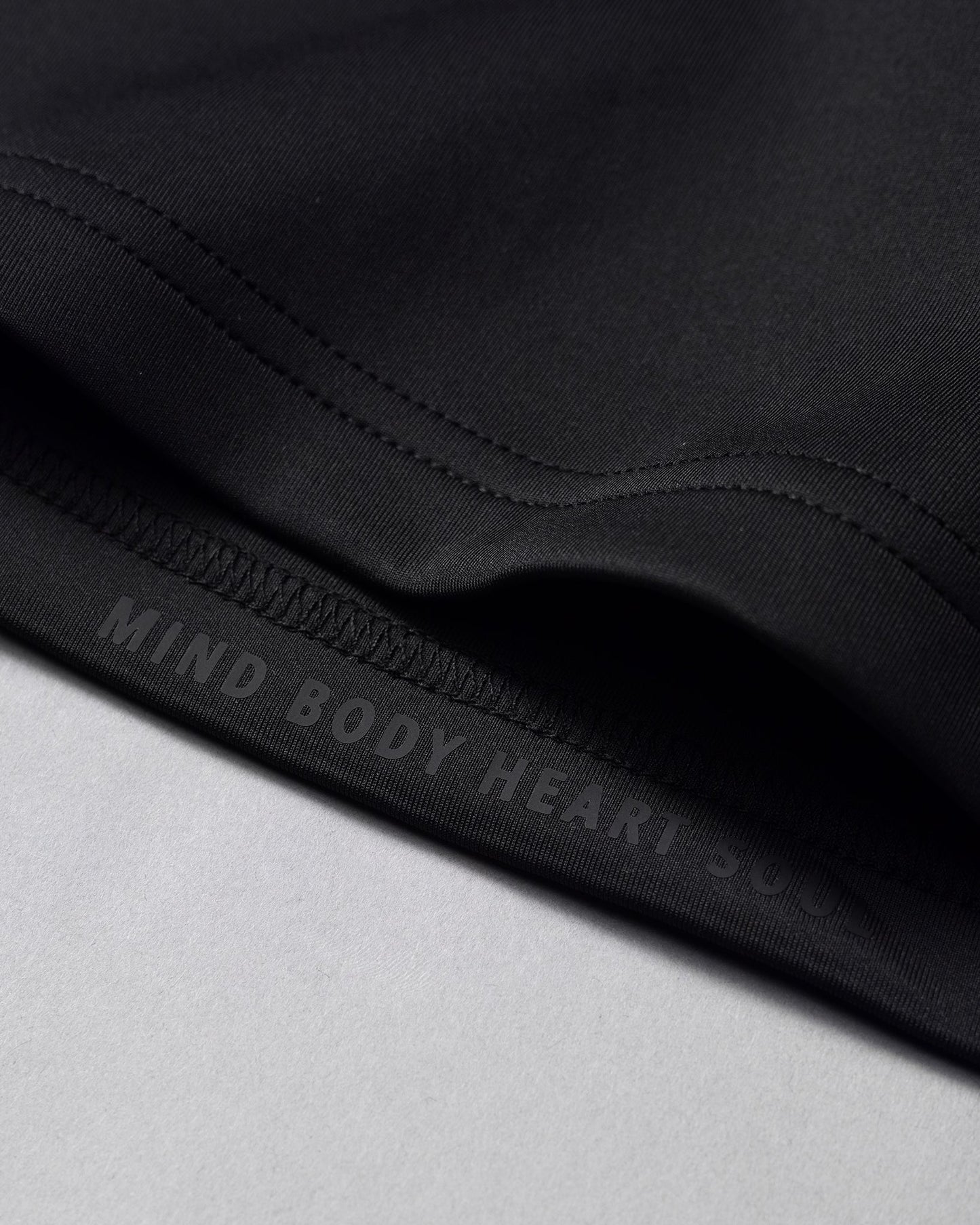 RUDIS RUDIS COOL-FEEL Women's Crop Hoodie - Redefine Post-Workout Style